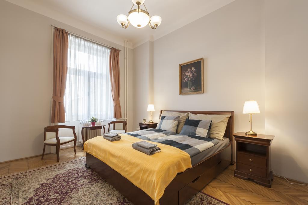 Liszt Ferenc Boutique Apartment ブダペスト エクステリア 写真