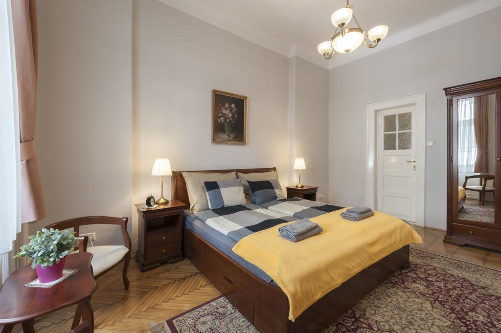 Liszt Ferenc Boutique Apartment ブダペスト エクステリア 写真