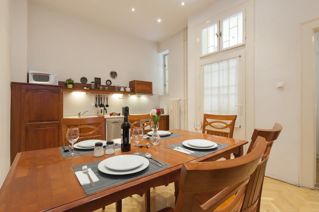 Liszt Ferenc Boutique Apartment ブダペスト エクステリア 写真